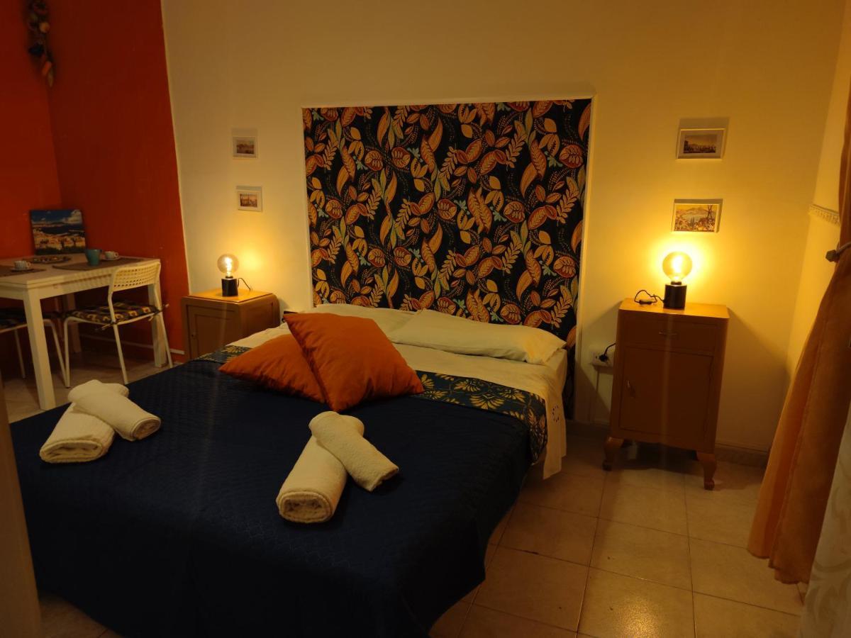 Case Vacanza Pistorius Naples Exterior photo